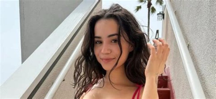 Jameliz Benitez Smith: TikTok Star, Model & Influencer